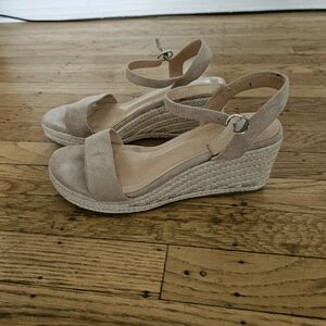 Amazon Tan Wedges Espadrille Style